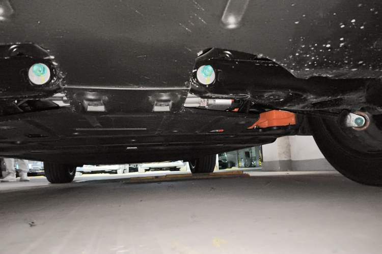 Used BYD Song Ultra EV 2026 Model 710KM Excellence Version Chassis Rear