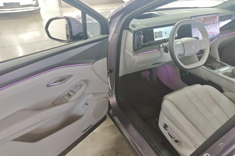Used BYD Song Ultra EV 2026 Model 710KM Excellence Version Driver Seat