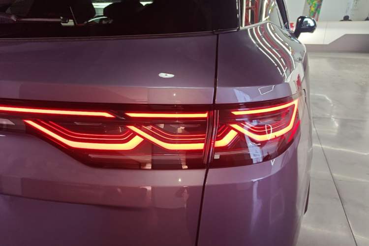 Used BYD Song Ultra EV 2026 Model 710KM Excellence Version Right Rear Taillight