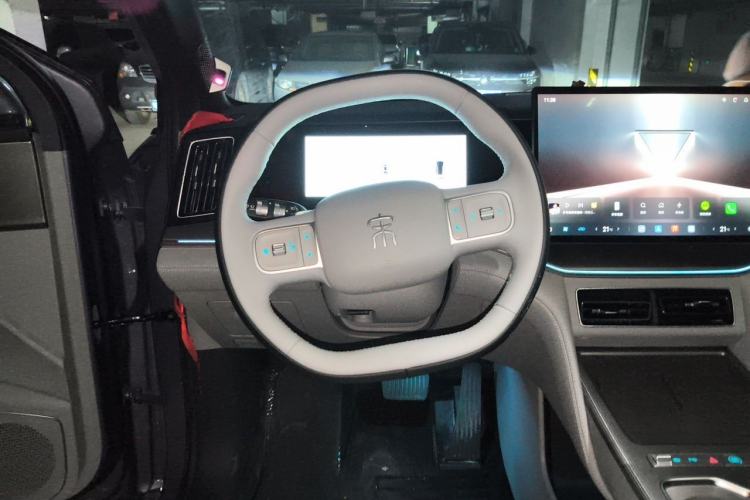 Used BYD Song Ultra EV 2026 Model 710KM Excellence Version Steering Wheel
