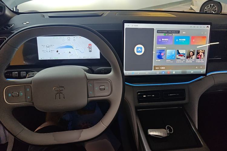 Used BYD Song Ultra EV 2026 Model 710KM Superior Edition Center Console