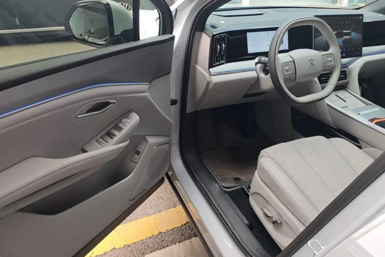 Used BYD Song Ultra EV 2026 Model 710KM Superior Edition Driver Seat