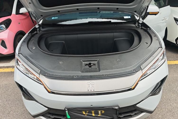 Used BYD Song Ultra EV 2026 Model 710KM Superior Edition Engine Bay