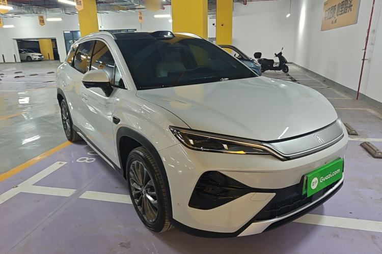 Used BYD Song Ultra EV 2026 Model 710KM Superior Edition Front Right 45 Deg