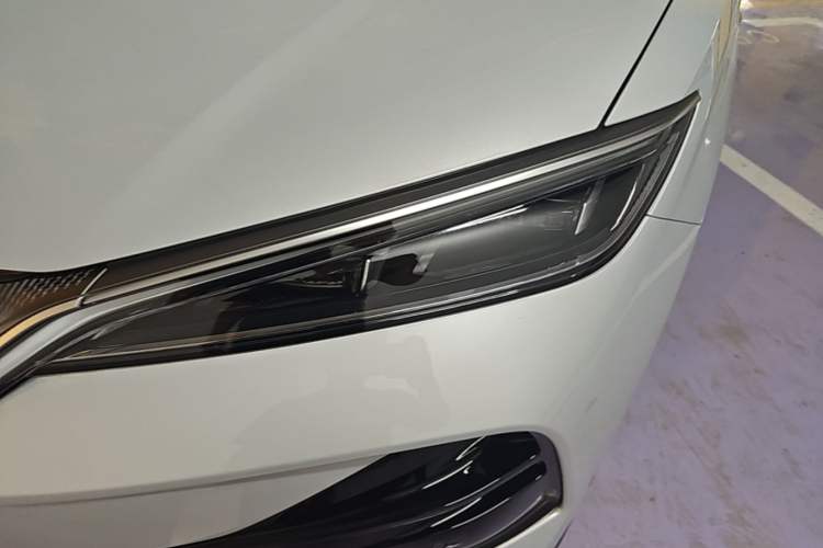 Used BYD Song Ultra EV 2026 Model 710KM Superior Edition Left Front Headlight