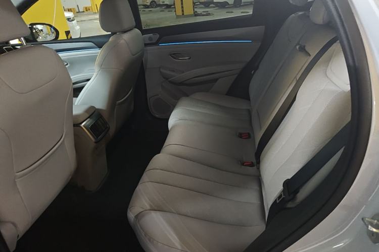 Used BYD Song Ultra EV 2026 Model 710KM Superior Edition Left Rear Seat