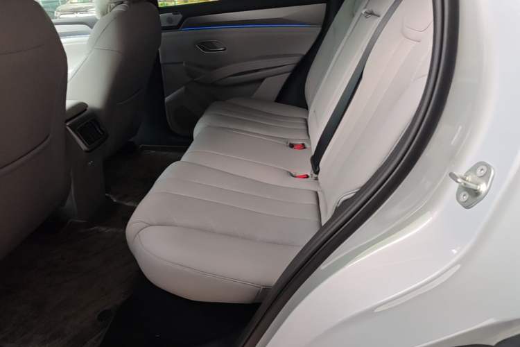 Used BYD Song Ultra EV 2026 Model 710KM Superior Edition Left Rear Seat