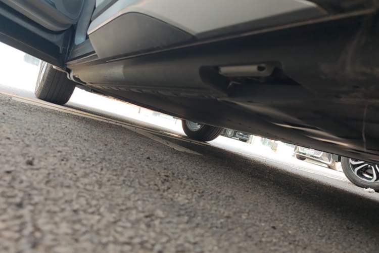Used BYD Song Ultra EV 2026 Model 710KM Superior Edition Left Side Sill
