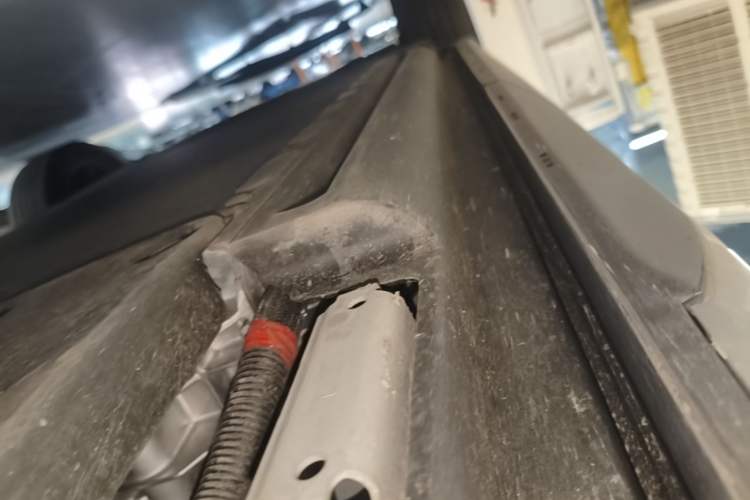 Used BYD Song Ultra EV 2026 Model 710KM Excellence Version Left Side Sill