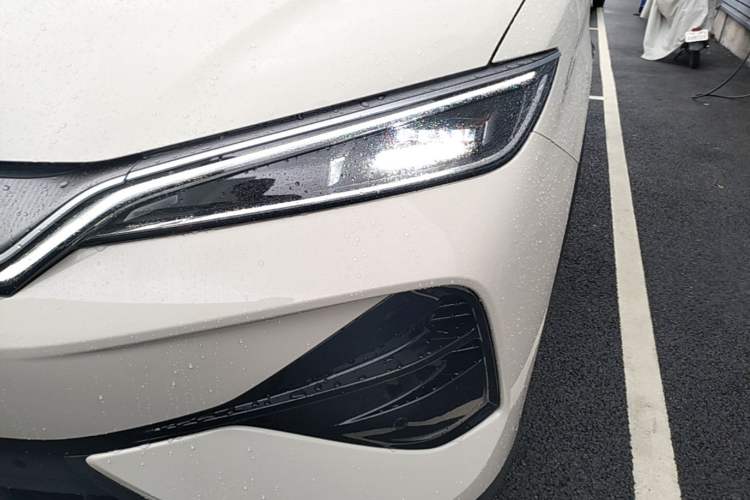 Used BYD Song Ultra EV 2026 Model 710KM Superior Edition Left Front Headlight