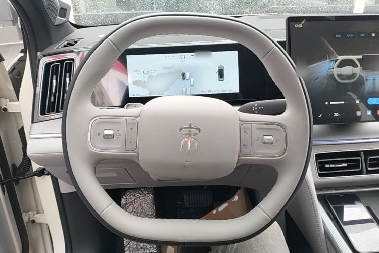 Used BYD Song Ultra EV 2026 Model 710KM Superior Edition Steering Wheel