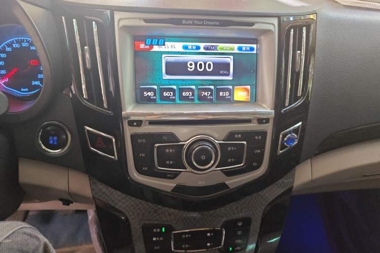 Used BYD Surui 2012 1.5L Manual Luxury Version Audio And AC Panel