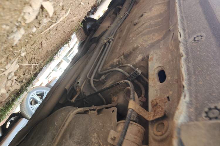 Used BYD Surui 2012 1.5L Manual Luxury Version Chassis Rear Left