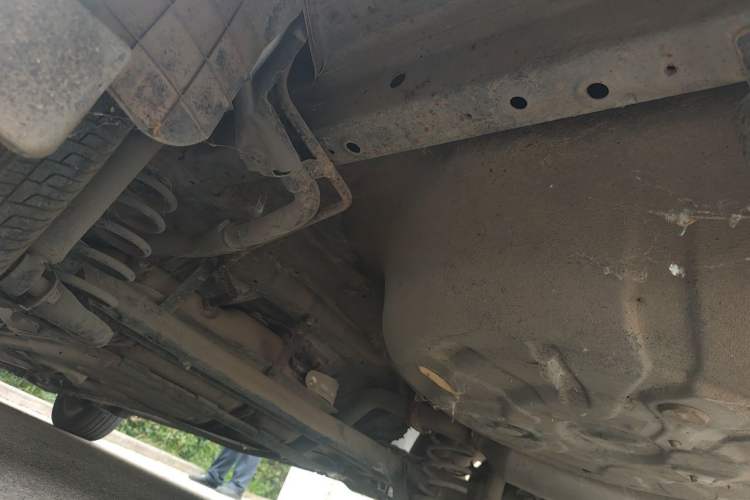 Used BYD Surui 2012 1.5L Manual Luxury Version Chassis Rear Left