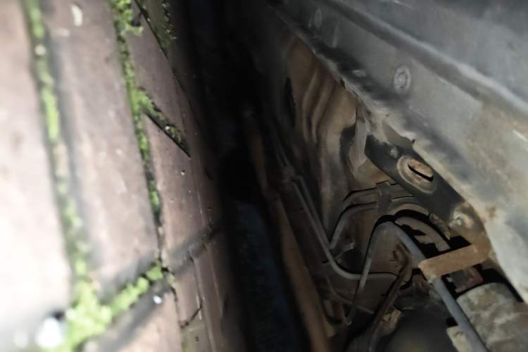 Used BYD Surui 2012 1.5L Manual Luxury Version Chassis Rear Left