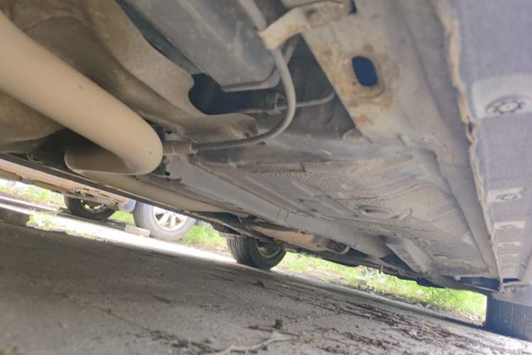 Used BYD Surui 2012 1.5L Manual Luxury Version Chassis Rear Right