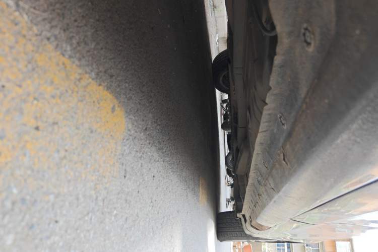 Used BYD Surui 2012 1.5L Manual Luxury Version Chassis Rear Right