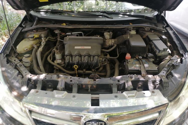 Used BYD Surui 2012 1.5L Manual Luxury Version Engine Bay