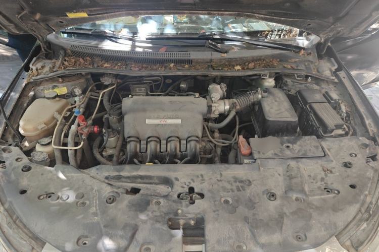 Used BYD Surui 2012 1.5L Manual Luxury Version Engine Bay