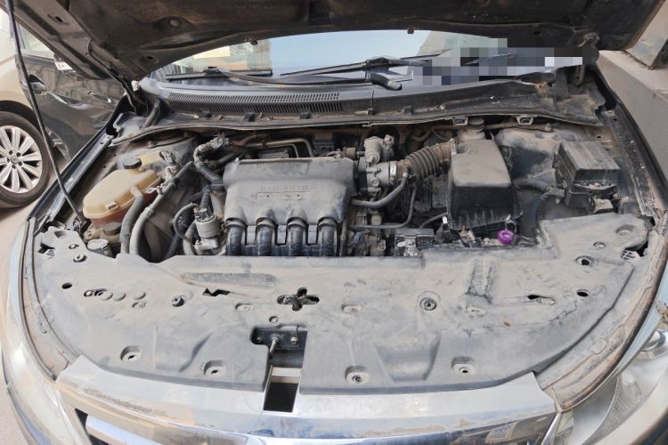 Used BYD Surui 2012 1.5L Manual Luxury Version Engine Bay