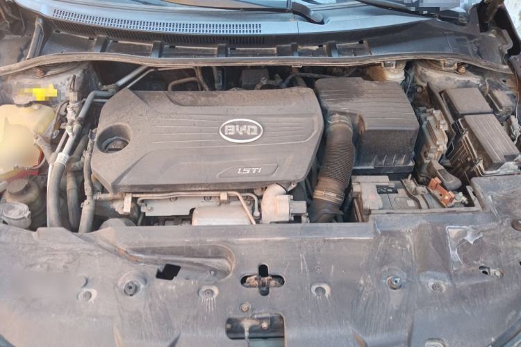 Used BYD Surui 2012 1.5TI Manual Luxury Version Engine Bay