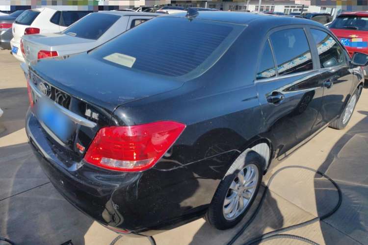Used BYD Surui 2012 1.5TID Automatic Luxury Version Exterior 3