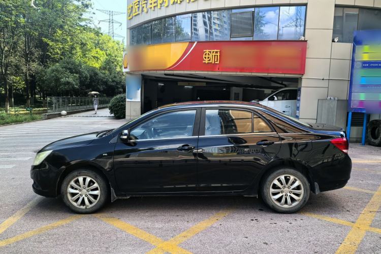 Used BYD Surui 2012 1.5L Manual Luxury Version Exterior 4