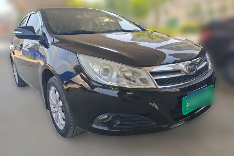 Used BYD Surui 2012 1.5L Manual Luxury Version Front Right 45 Deg