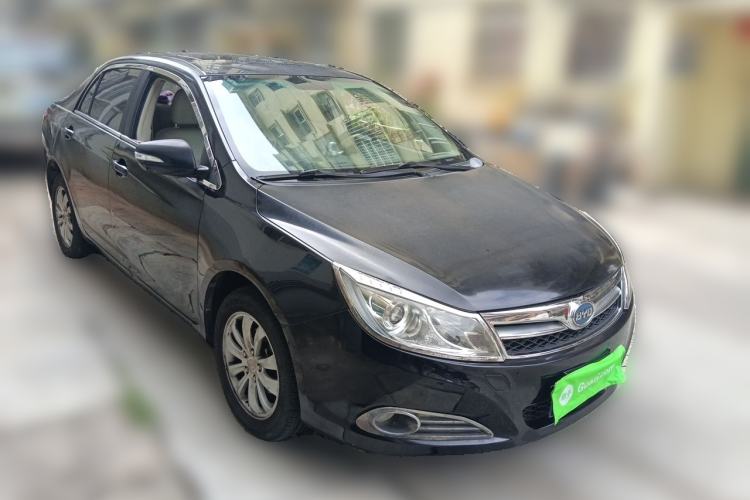 Used BYD Surui 2012 1.5TID Automatic Luxury Version Front Right 45 Deg