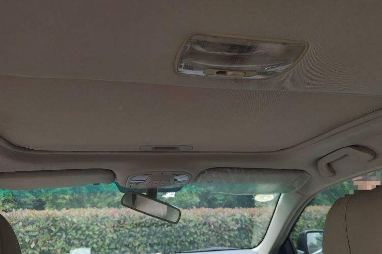 Used BYD Surui 2012 1.5L Manual Luxury Version Headliner