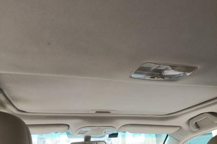 Used BYD Surui 2012 1.5TID Automatic Luxury Version Headliner