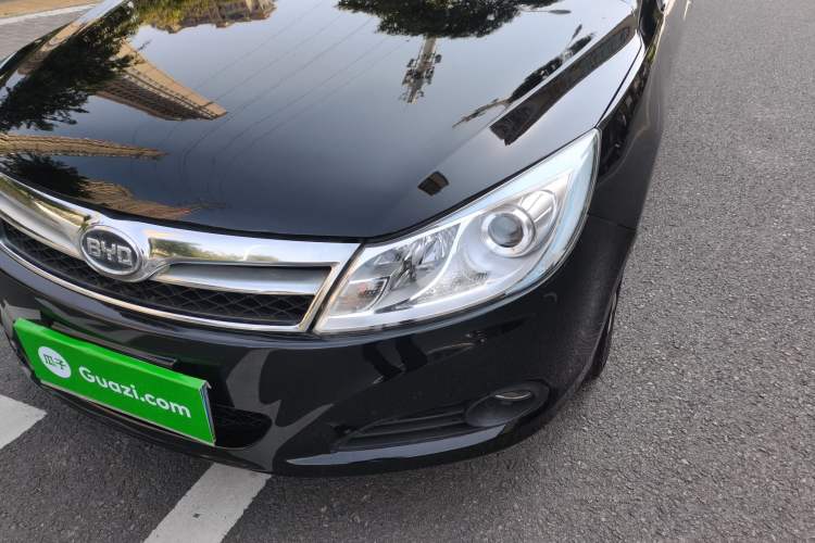 Used BYD Surui 2012 1.5L Manual Luxury Version Left Front Headlight