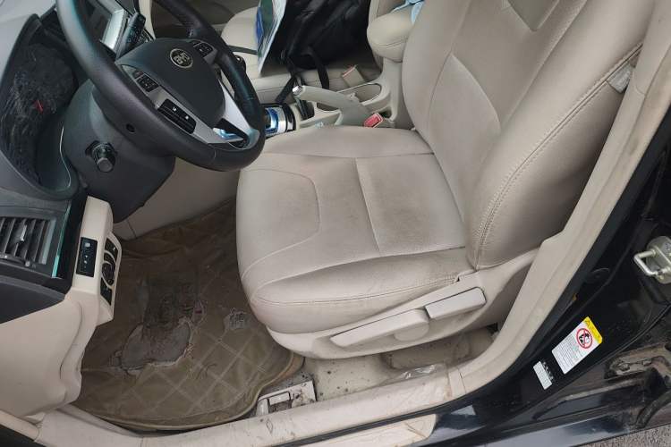 Used BYD Surui 2012 1.5L Manual Luxury Version Left Front Seat