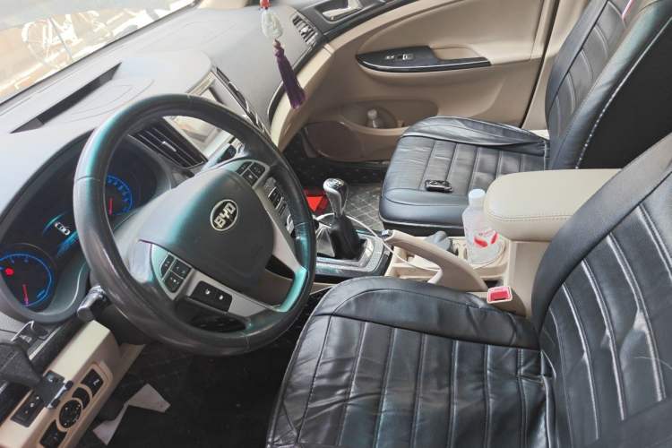 Used BYD Surui 2012 1.5L Manual Luxury Version Left Front Seat