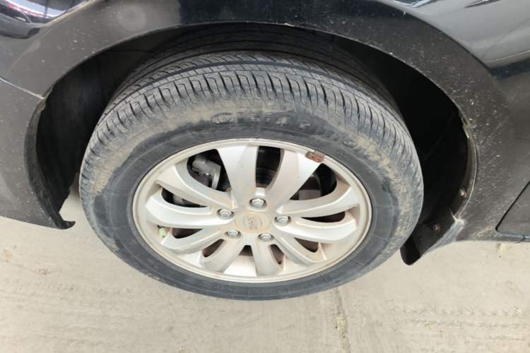 Used BYD Surui 2012 1.5L Manual Comfort Edition Left Front Wheel Hub