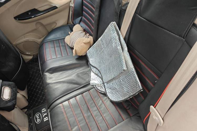 Used BYD Surui 2012 1.5TI Manual Luxury Version Left Rear Seat
