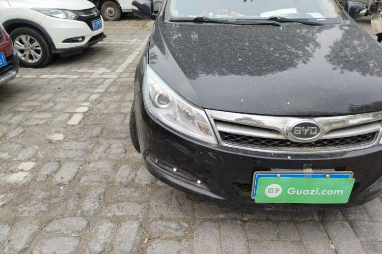 Used BYD Surui 2012 1.5L Manual Comfort Edition Right Front Headlight