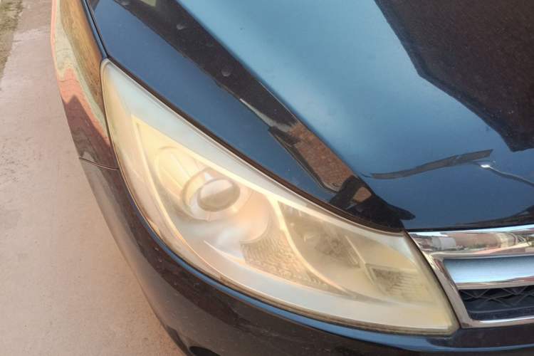 Used BYD Surui 2012 1.5TI Manual Luxury Version Right Front Headlight