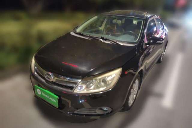 BYD Surui 2012 1.5TID Automatic Luxury Version de segunda mano