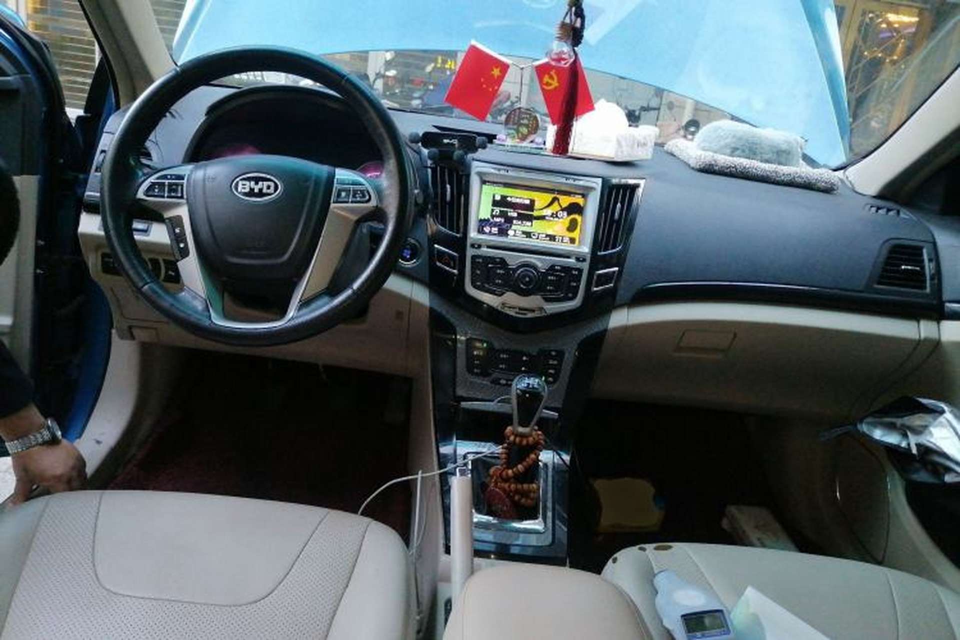 Used BYD Surui 2012 1.5L Manual Comfort Edition Center Console