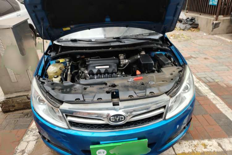 Used BYD Surui 2012 1.5L Manual Luxury Version Engine Bay