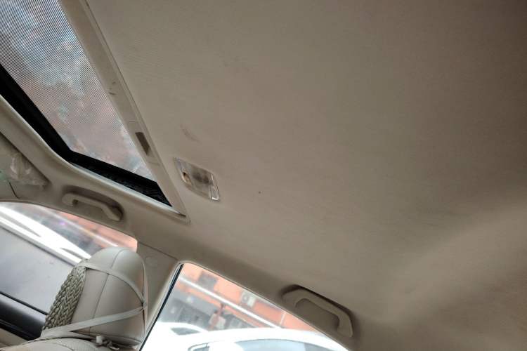 Used BYD Surui 2012 1.5L Manual Luxury Version Headliner