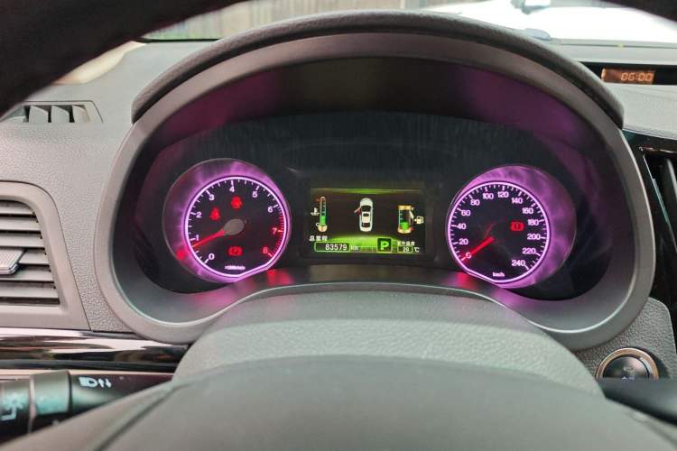 Used BYD Surui 2012 1.5TID Automatic Luxury Version Instrument Cluster