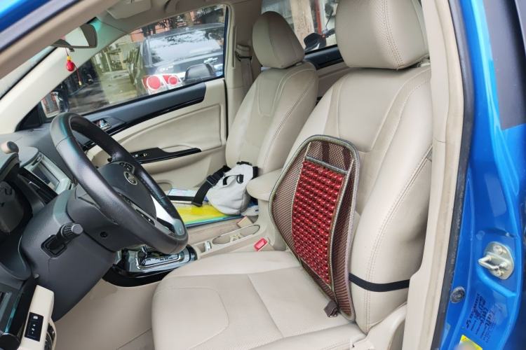Used BYD Surui 2012 1.5TID Automatic Luxury Version Left Front Seat