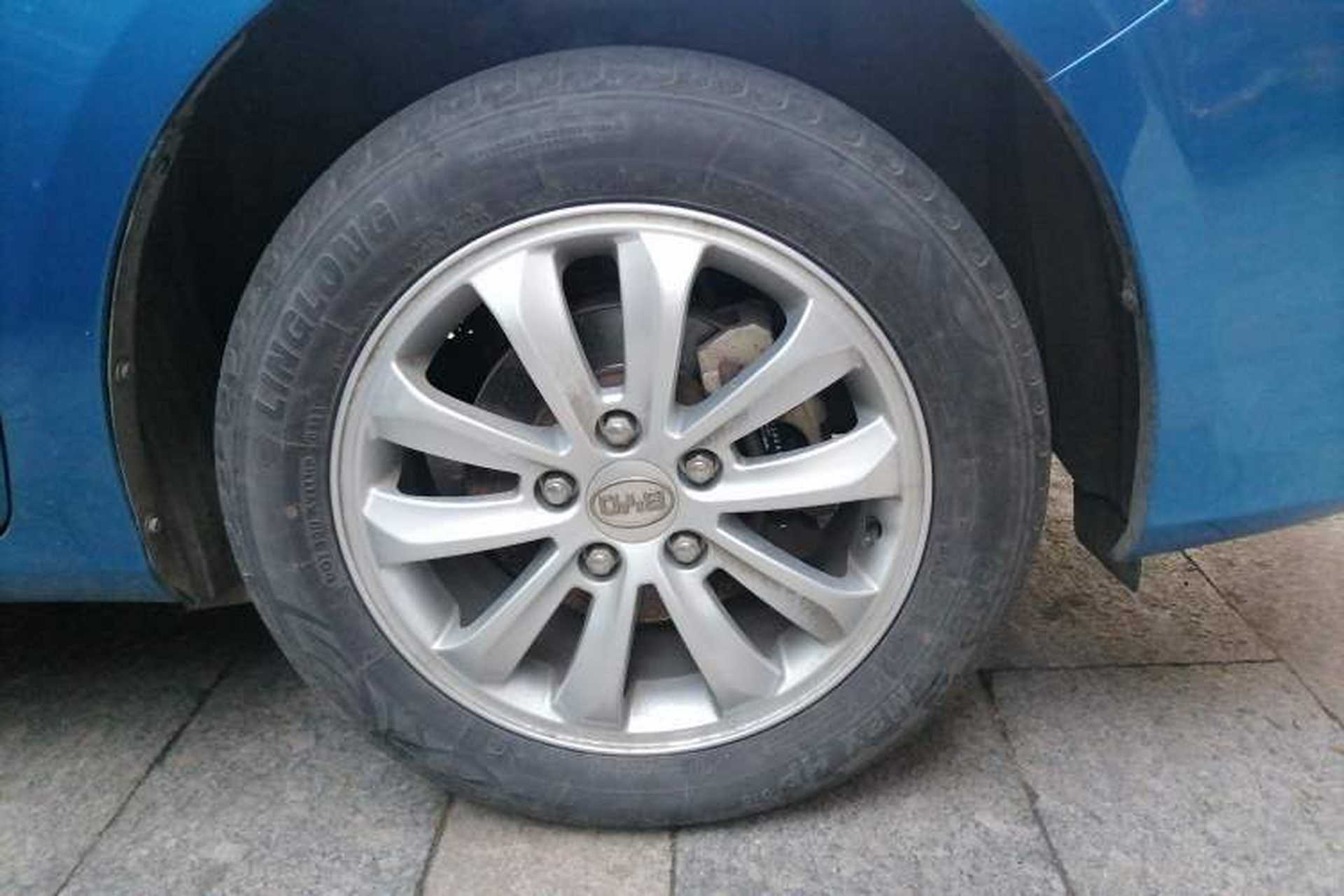 Used BYD Surui 2012 1.5L Manual Comfort Edition Right Front Wheel Hub
