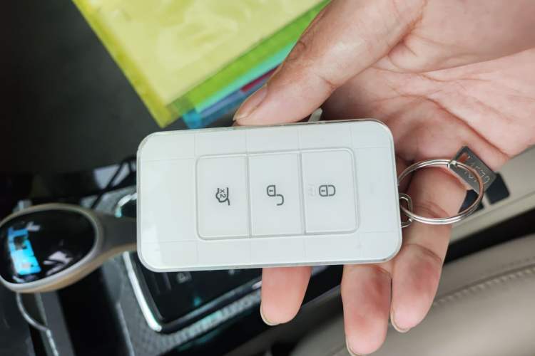 Used BYD Surui 2012 1.5TID Automatic Luxury Version Vehicle Key