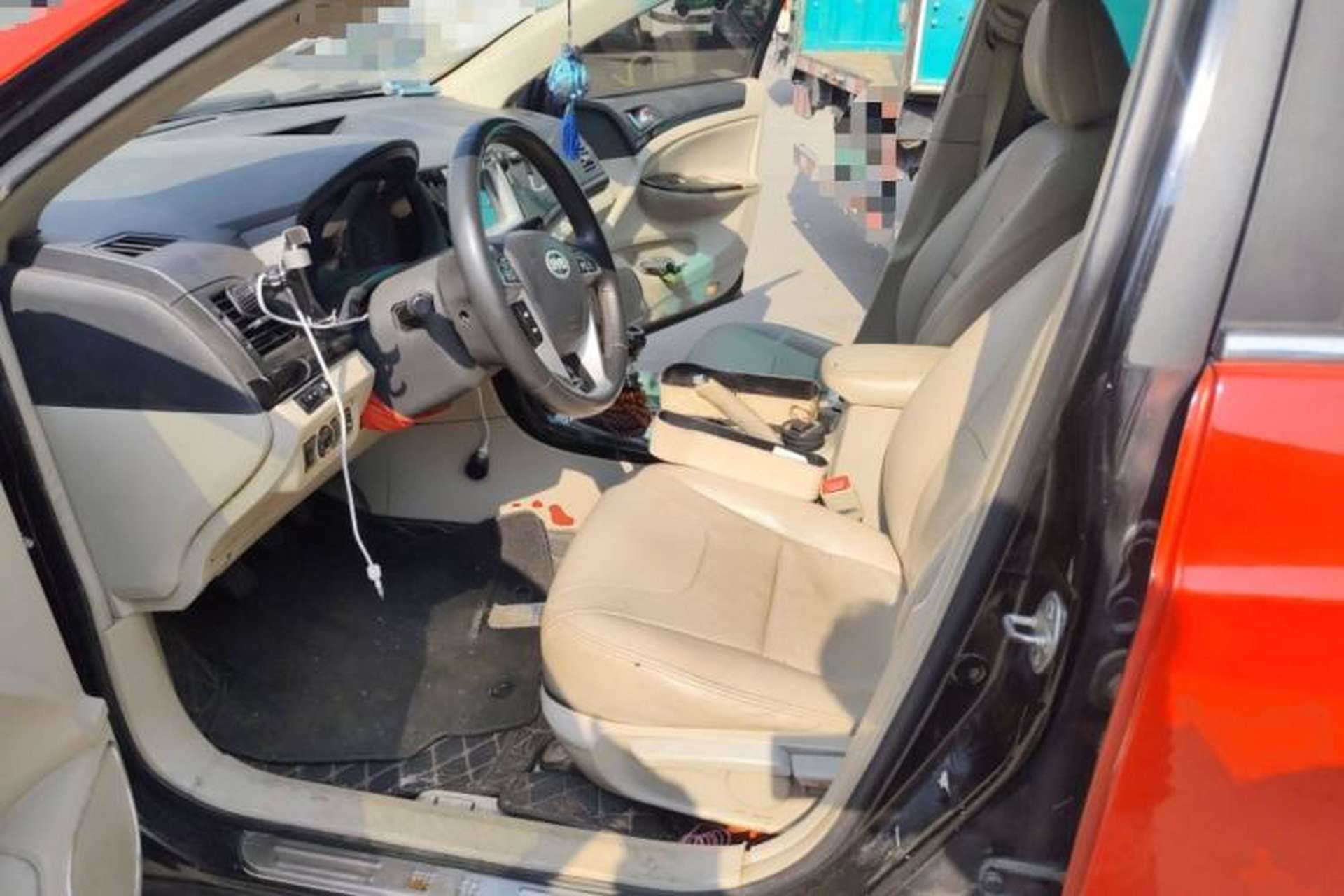 Used BYD Surui 2012 1.5TI Manual Luxury Version Left Front Seat