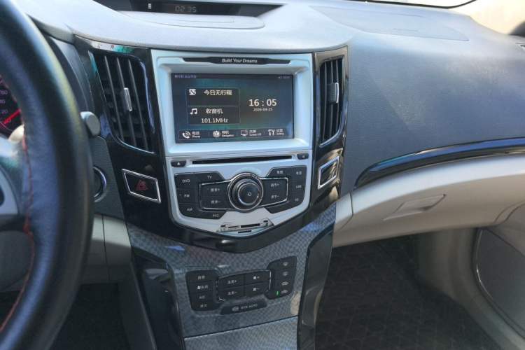 Used BYD Surui 2012 1.5L Manual Luxury Version Audio And AC Panel