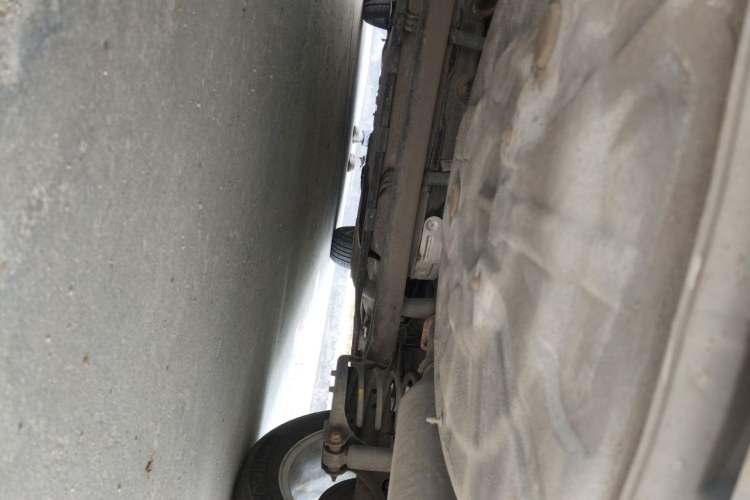 Used BYD Surui 2012 1.5TID Automatic Luxury Version Chassis Rear