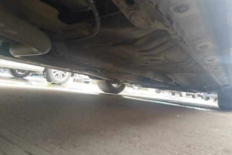 Used BYD Surui 2012 1.5L Manual Luxury Version Chassis Rear Right